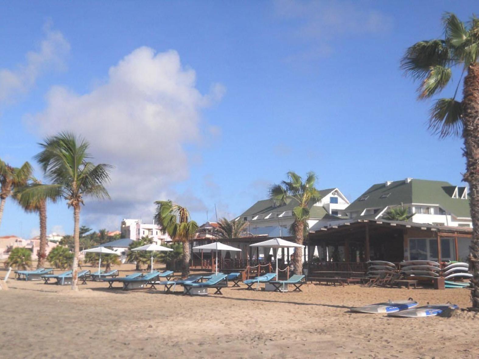 Capo Verde Vacanze Azalea Санта-Мария Экстерьер фото